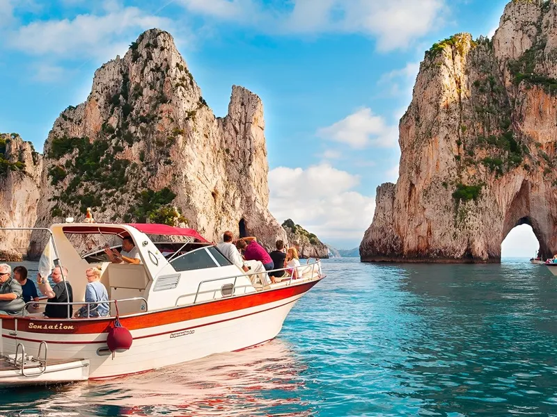 Private Speedboat Day to Capri — luxury speedboat from Positano to Capri Blue Grotto and Piazzetta