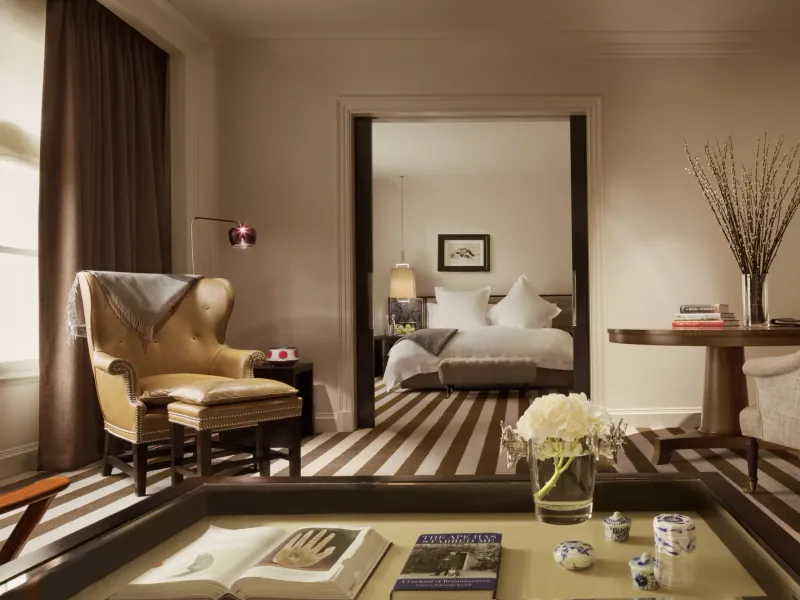 Rosewood London — Edwardian landmark hotel in Holborn with elegant interiors